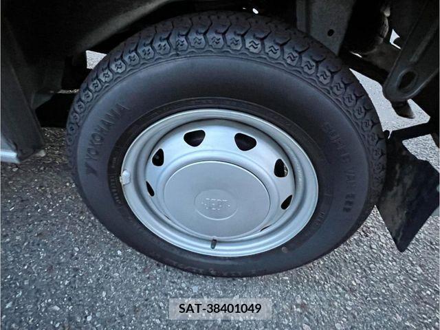Suzuki EVERY 2010-01 359945-18