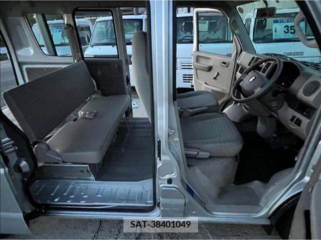 Suzuki EVERY 2010-01 359945-11