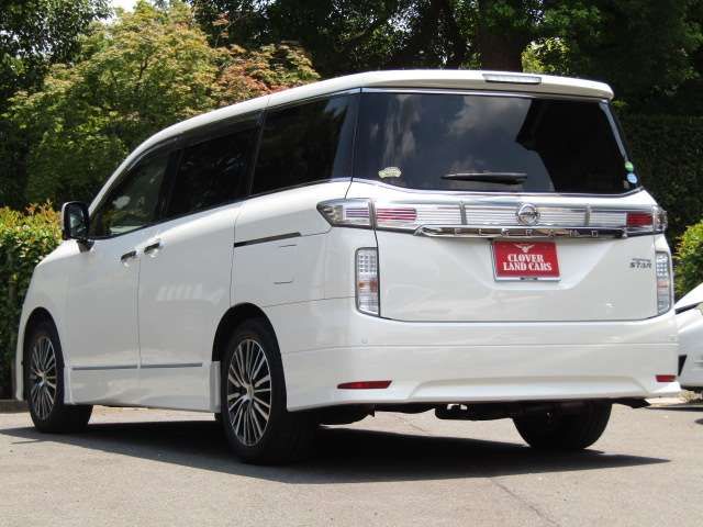 Nissan ELGRAND 2015-06 7066-4