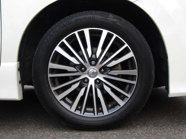 Nissan ELGRAND 2015-06 7066-6