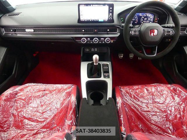 Honda CIVIC 2024-04 264380-2