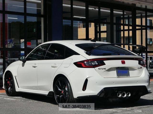 Honda CIVIC 2024-04 264380-5