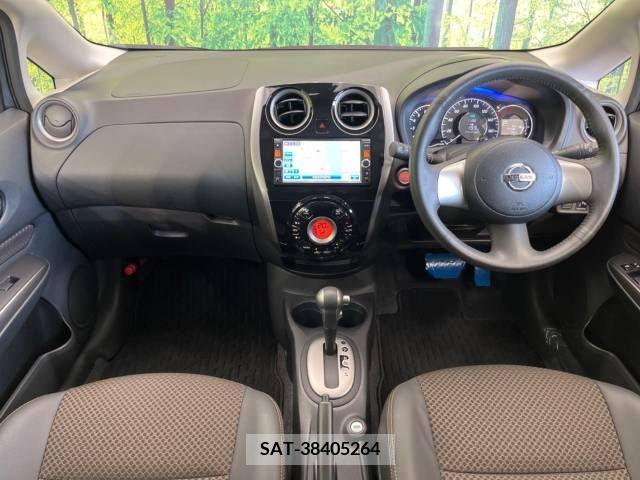 Nissan NOTE 2014-08 365397-1