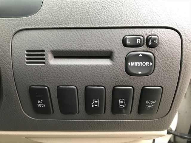 Toyota ALPHARD HYBRID 2004-10 17207-24