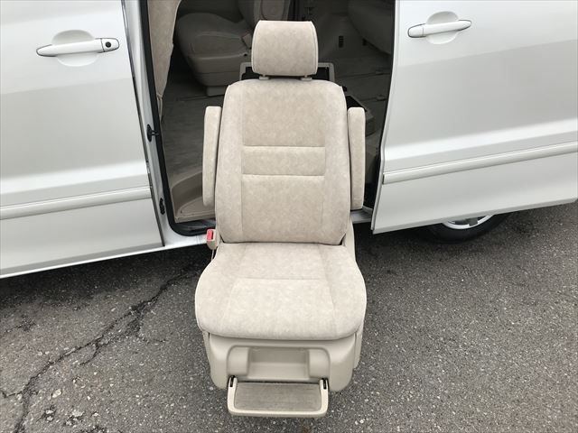 Toyota ALPHARD HYBRID 2004-10 17207-14