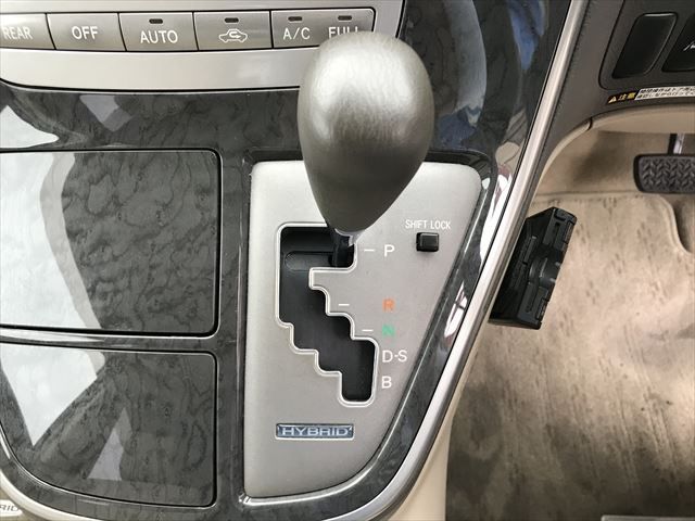 Toyota ALPHARD HYBRID 2004-10 17207-21