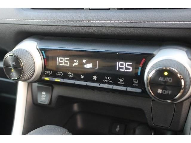 Toyota RAV4 2022-04 180725-4