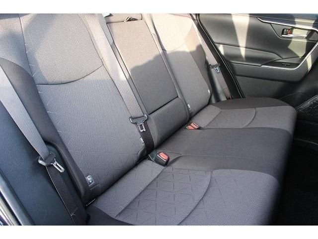 Toyota RAV4 2022-04 180725-13