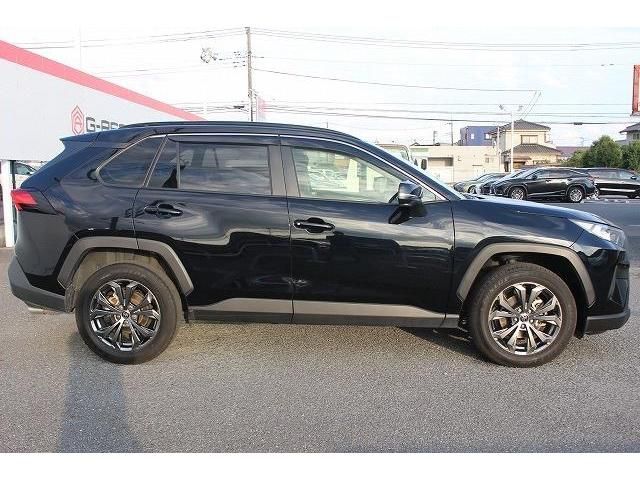 Toyota RAV4 2022-04 180725-8