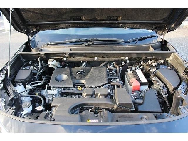Toyota RAV4 2022-04 180725-17