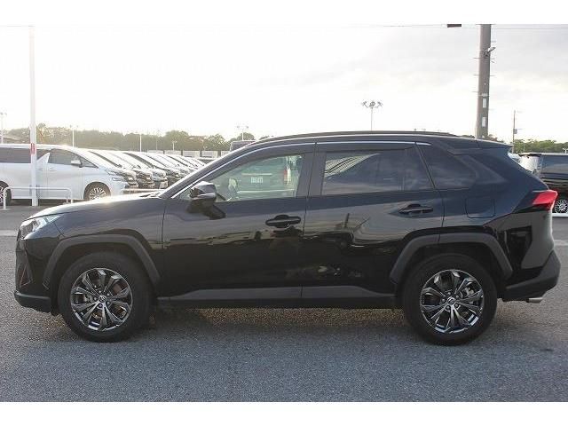 Toyota RAV4 2022-04 180725-6