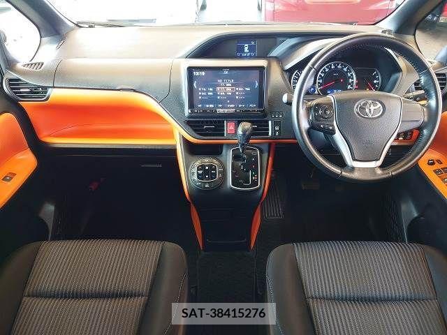 Toyota VOXY 2014-09 354860-1