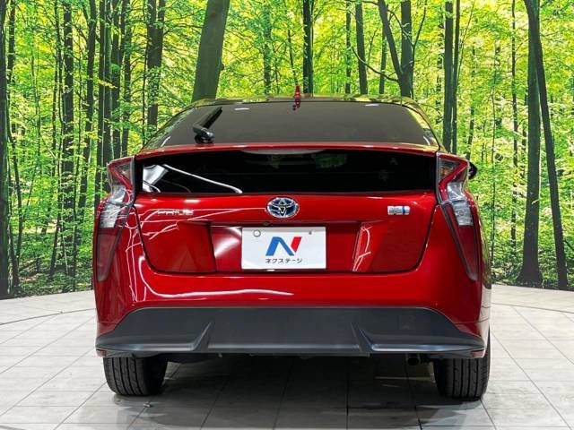 Toyota PRIUS 2018-06 187354-15