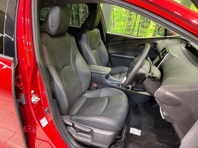 Toyota PRIUS 2018-06 187354-10