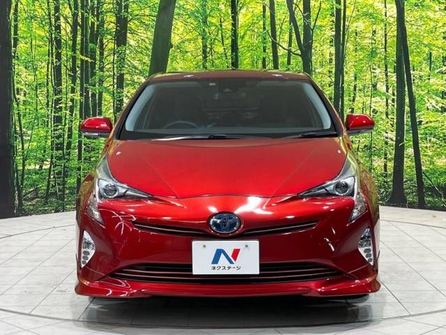Toyota PRIUS 2018-06 187354-14