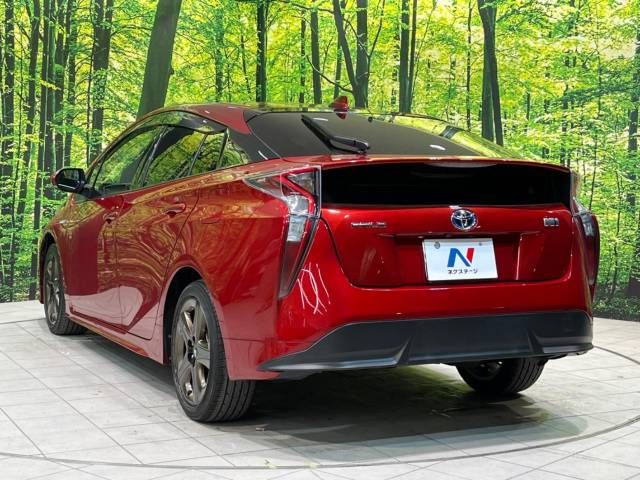 Toyota PRIUS 2018-06 187354-17