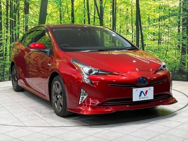 Toyota PRIUS 2018-06 187354-16