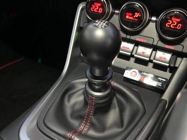 Subaru BRZ 2021-12 184952-4