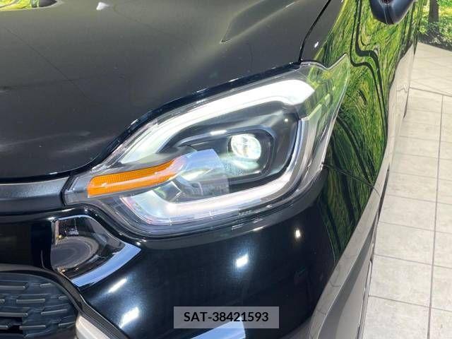 Toyota SIENTA 2022-11 313277-9