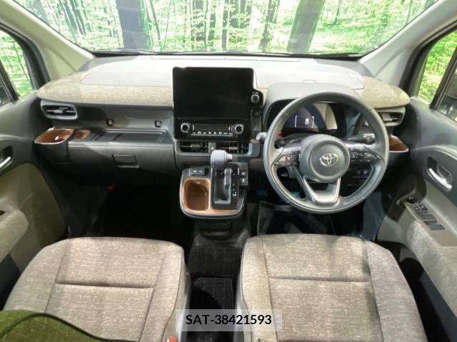 Toyota SIENTA 2022-11 313277-1