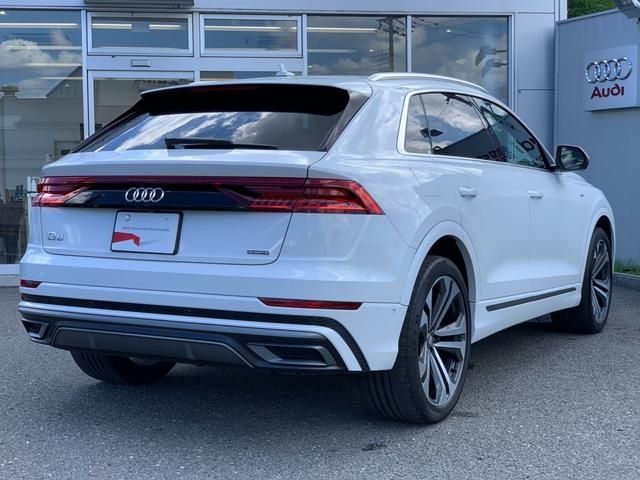 Audi Q8 2019-12 10026-1