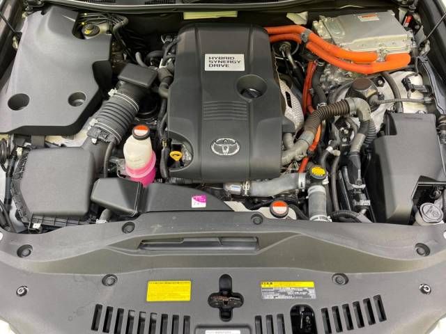 Toyota CROWN SEDAN 2014-07 191903-18