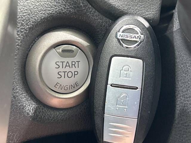 Nissan NOTE 2013-02 16820-5