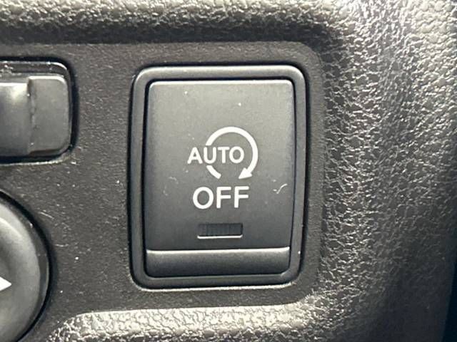 Nissan NOTE 2013-02 16820-4