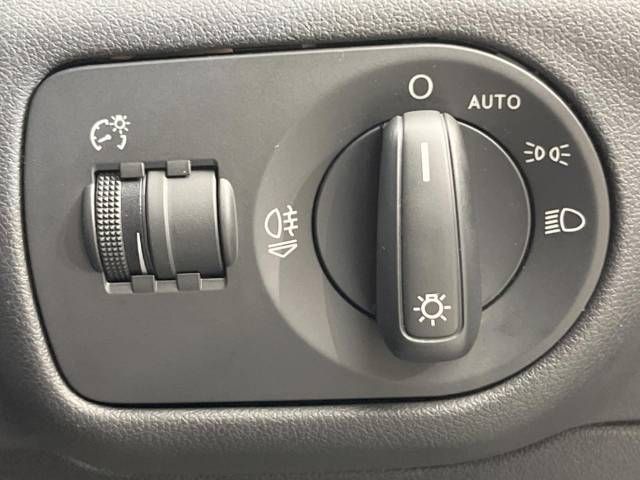 Audi A1 2016-10 187983-4