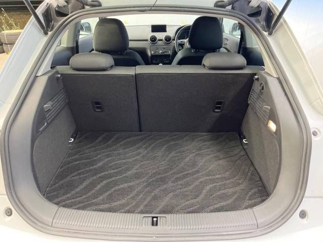 Audi A1 2016-10 187983-13