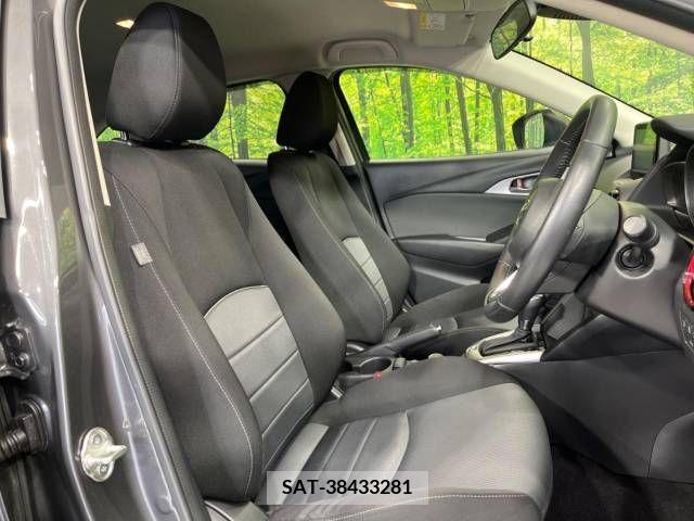Mazda CX-3 2017-12 358486-8