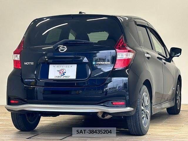 Nissan NOTE 2019-04 281734-15