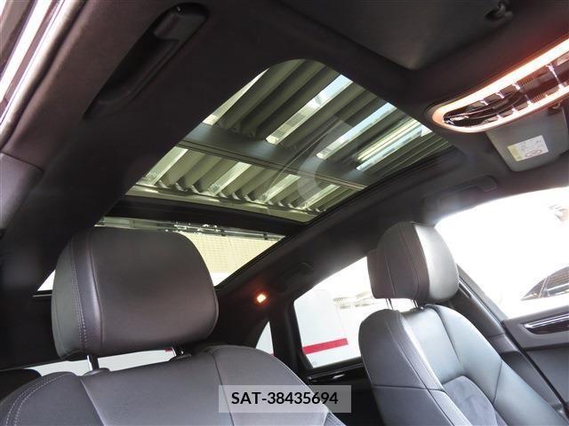 Porsche MACAN 2015-01 233395-14