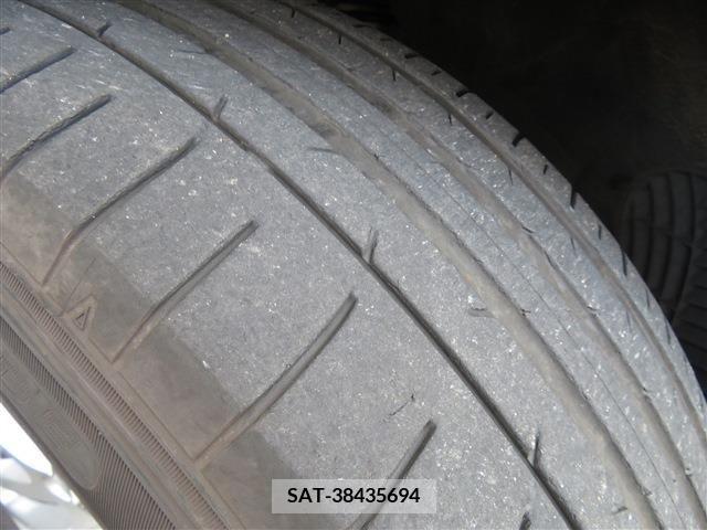 Porsche MACAN 2015-01 233395-17