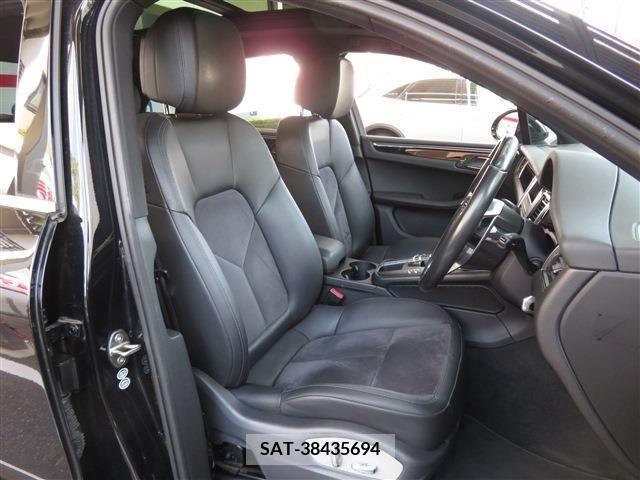 Porsche MACAN 2015-01 233395-5