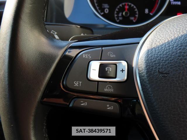 VolksWagen GOLF VARIANT 2017-08 380764-11