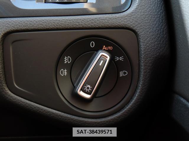 VolksWagen GOLF VARIANT 2017-08 380764-18