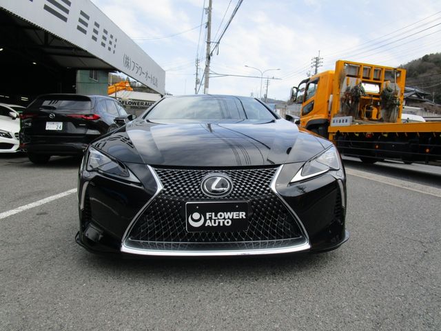 Lexus LC 2018-05 896-5