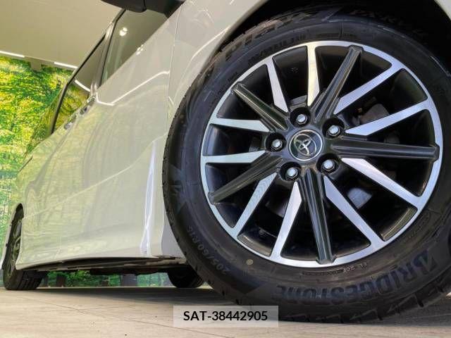 Toyota VOXY 2015-09 370308-13