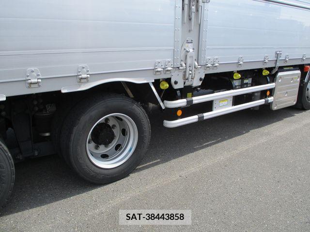 Isuzu GIGA 2021-08 251227-9