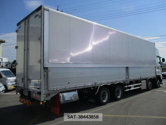 Isuzu GIGA 2021-08 251227-4