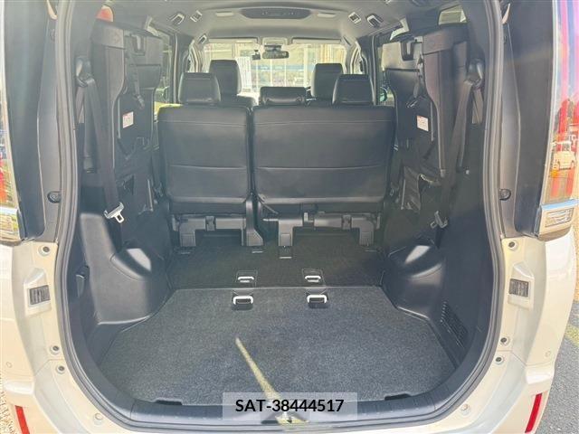 Toyota ESQUIRE 2019-07 206387-18