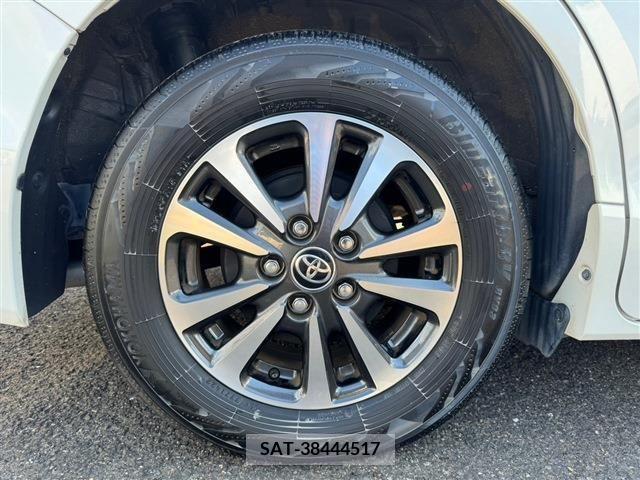 Toyota ESQUIRE 2019-07 206387-12