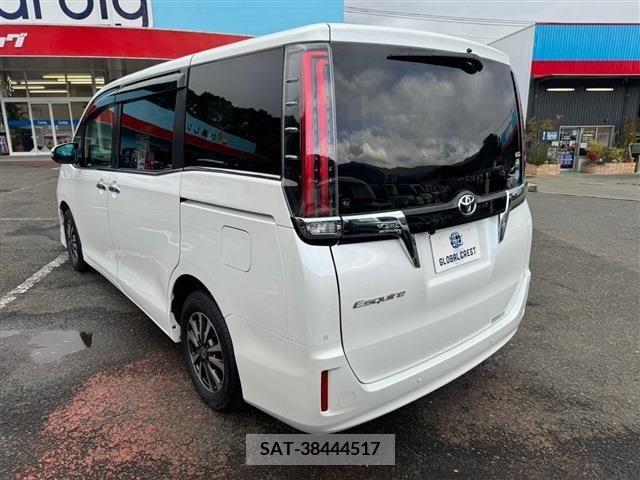 Toyota ESQUIRE 2019-07 206387-8