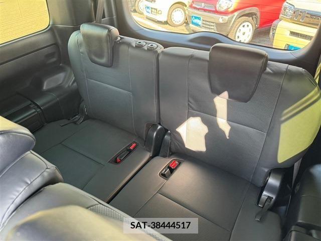 Toyota ESQUIRE 2019-07 206387-3