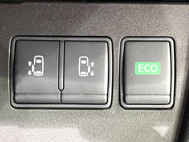 Nissan SERENA 2014-09 11647-4