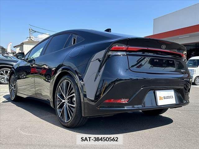 Toyota PRIUS 2024-01 351155-12