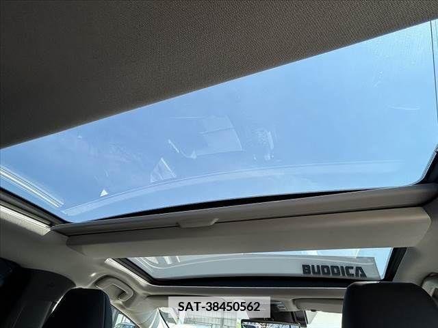 Toyota PRIUS 2024-01 351155-5