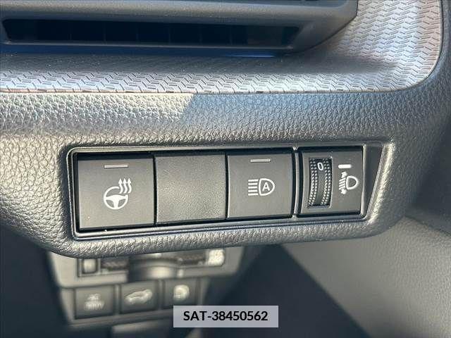 Toyota PRIUS 2024-01 351155-6