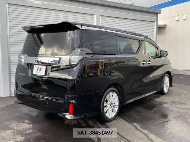 Toyota VELLFIRE 2015-10 369822-17